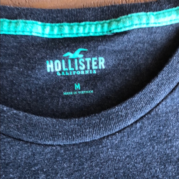 Hollister Tropical Tee - Picture 3 of 4
